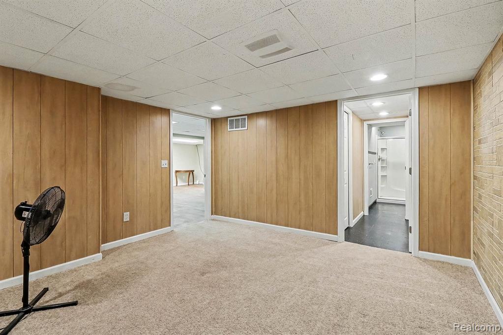 21920 Quail Ridge Drive N, Brownstown, MI 48193 — Photo 21