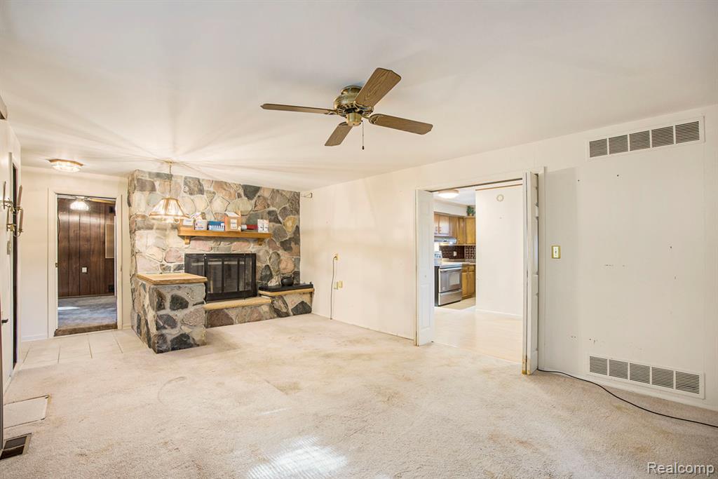9401 Mabley Hill Road, Fenton, MI 48430 — Photo 3