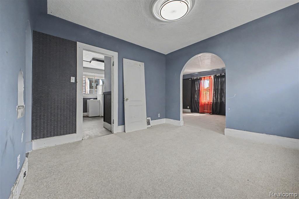 9275 Appoline Street, Detroit, MI 48228 — Photo 29