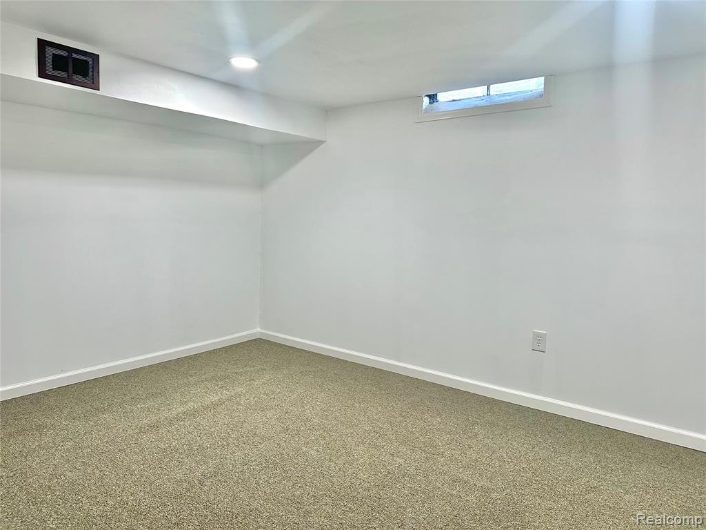 4541 Marlow Drive, Warren, MI 48092 — Photo 21