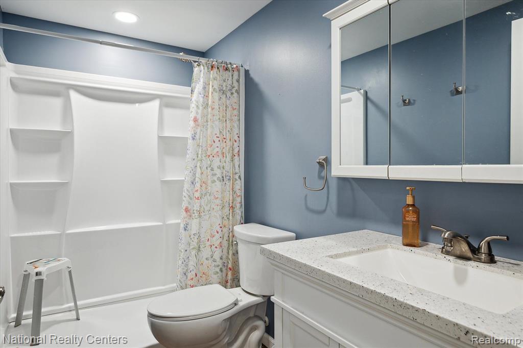 50540 PAINE Street, Canton, MI 48188 — Photo 29