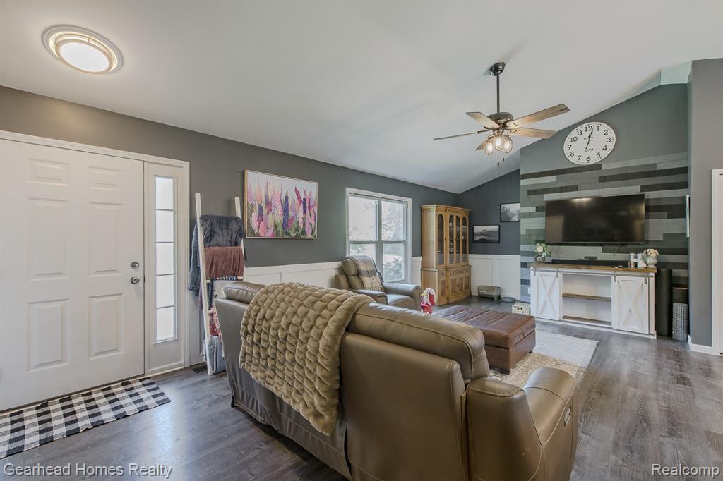 4710 Desert Bridge Court, Highland, MI 48356 — Photo 6