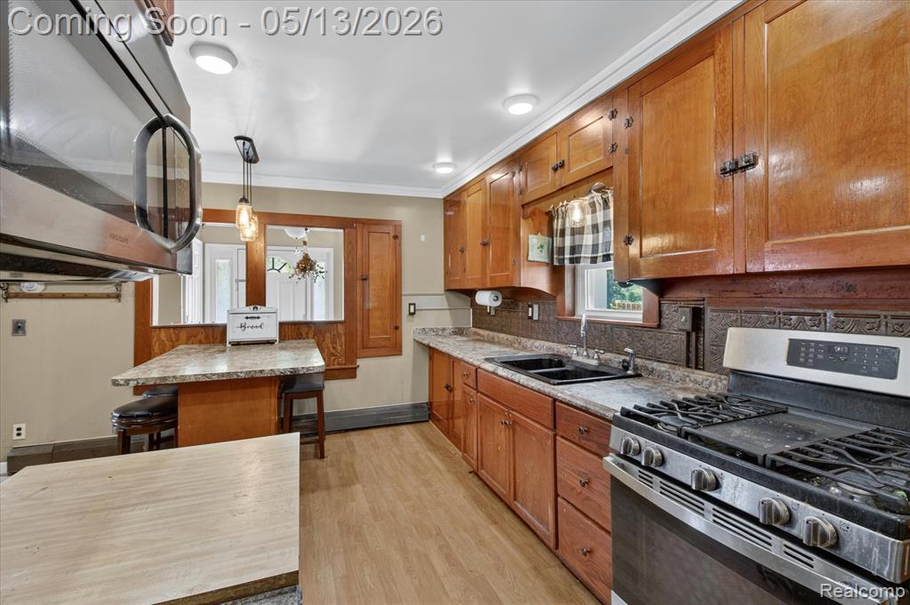 50 CLARENCE Street, Belleville, MI 48111 — Photo 17
