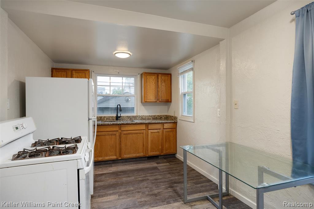 7275 Orchard Avenue, Warren, MI 48091 — Photo 8
