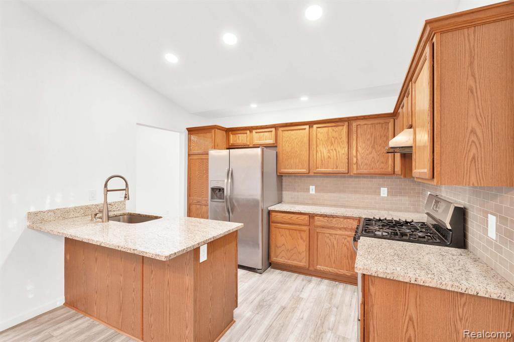 41057 Glenleven Court, Clinton Twp, MI 48038 — Photo 21