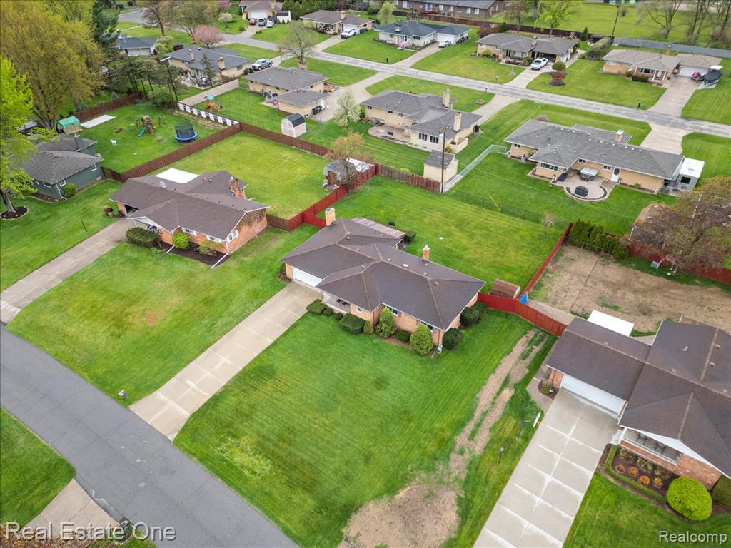 53223 Starlite Drive, Shelby Twp, MI 48316 — Photo 15