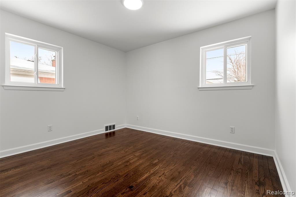8932 Wormer, Redford, MI 48239 — Photo 22