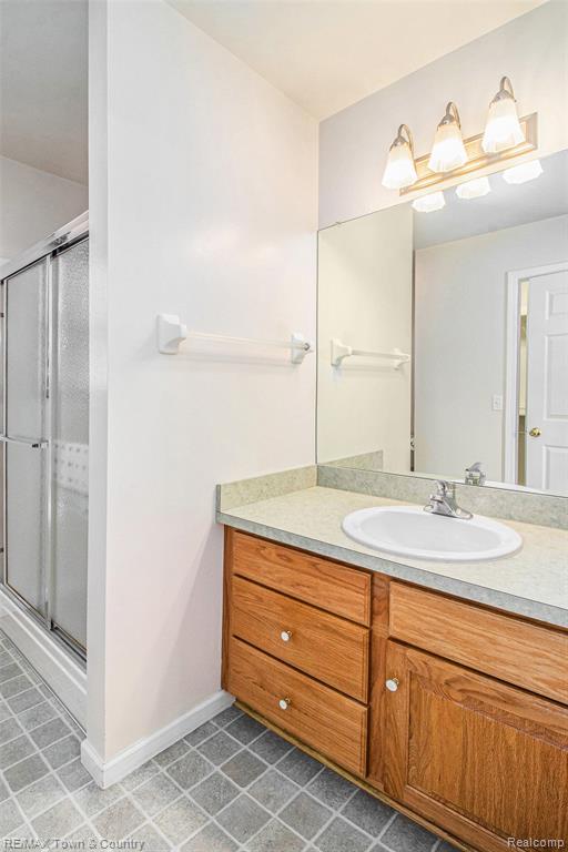 6295 Prince Court, 10, Flushing, MI 48433 — Photo 13