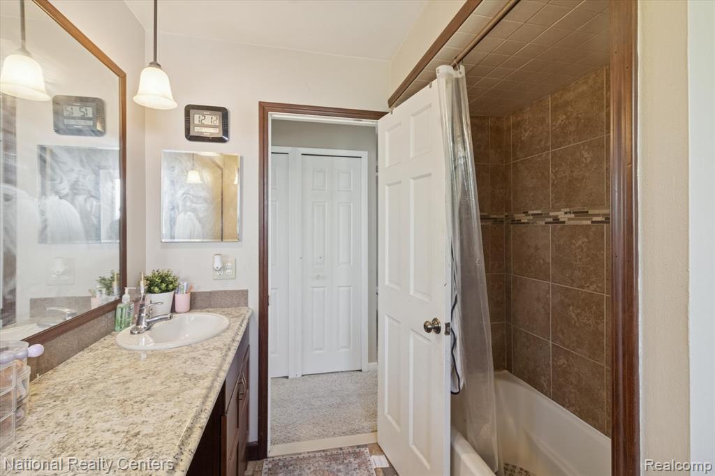 44768 Hanford Road, Canton, MI 48187 — Photo 21
