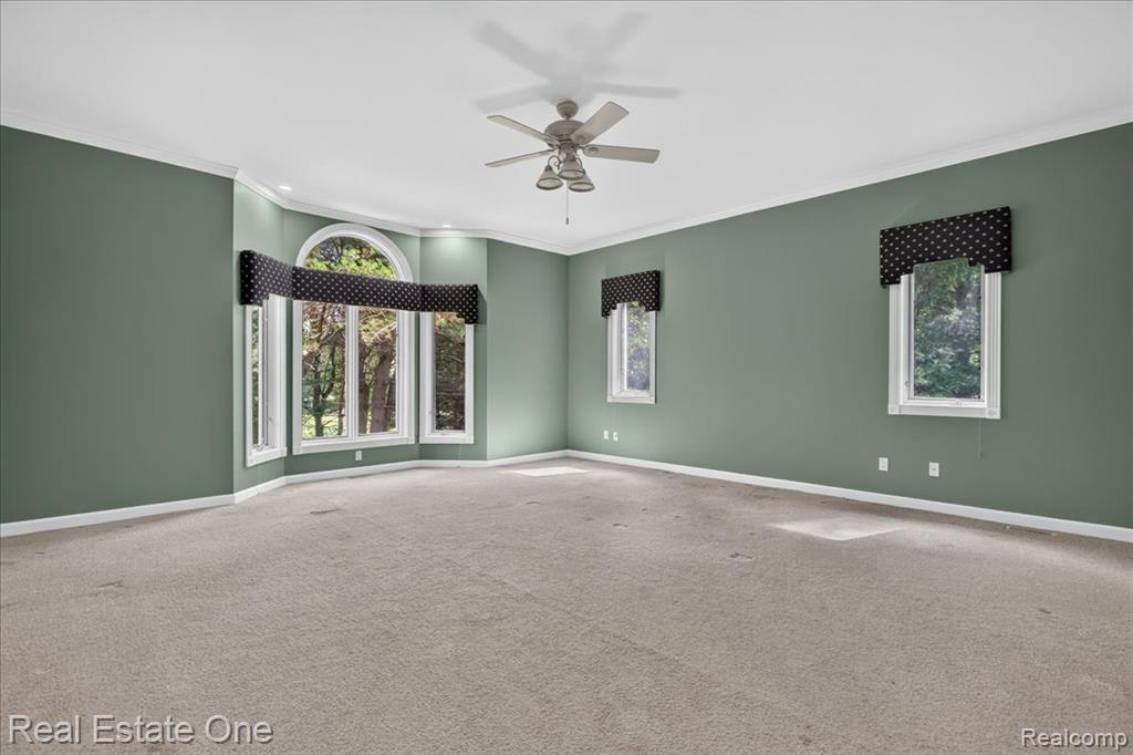 425 Courtney Road, Leonard, MI 48367 — Photo 41