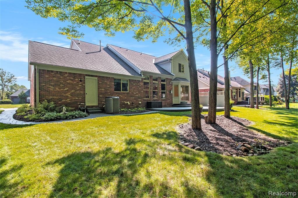 44293 La Domain Drive, Sterling Heights, MI 48314 — Photo 25