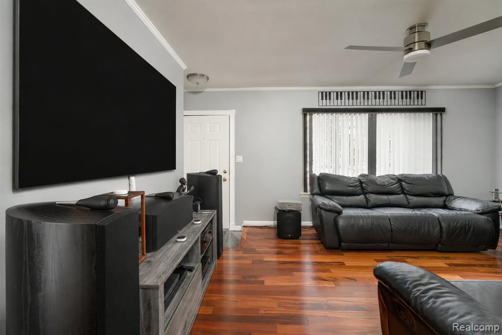1513 Rustic Ridge Road, Canton, MI 48188 — Photo 4