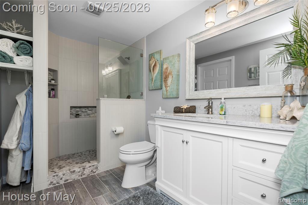 2082 Sandlewood Drive, White Lake, MI 48383 — Photo 80