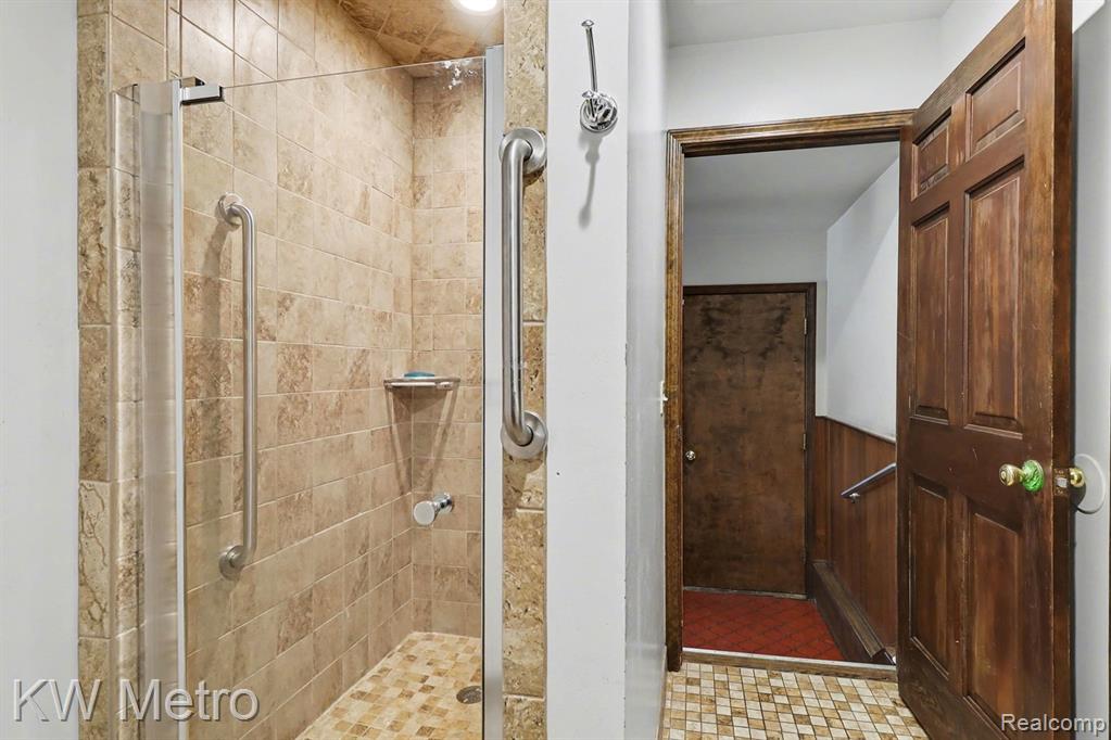 5865 Dunmore Court, West Bloomfield, MI — Photo 26