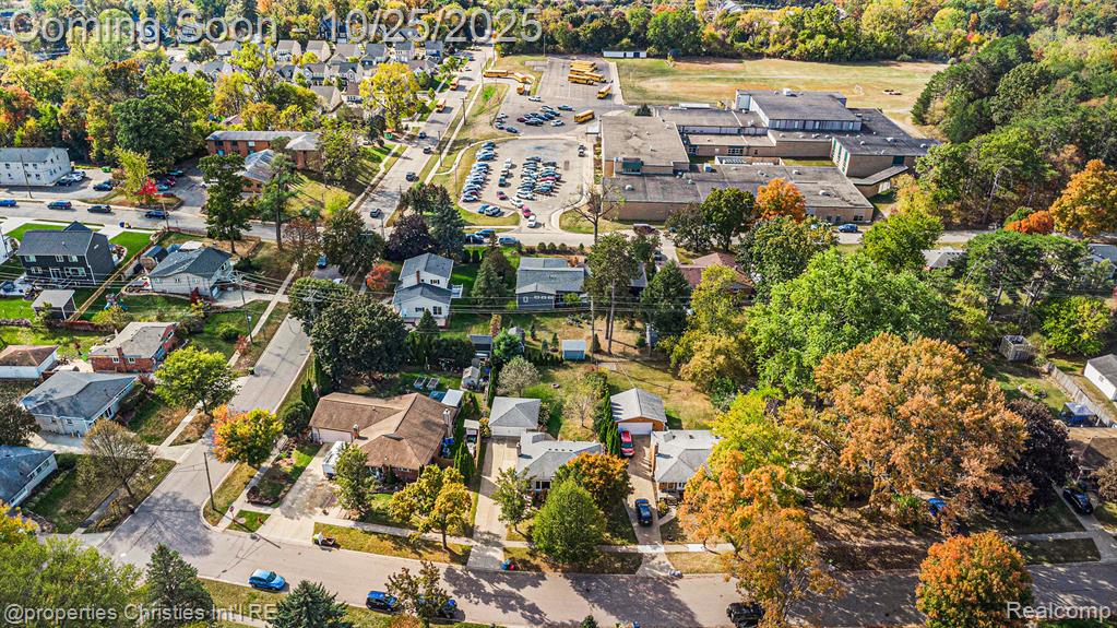 829 Duke, Milford, MI 48381 — Photo 25