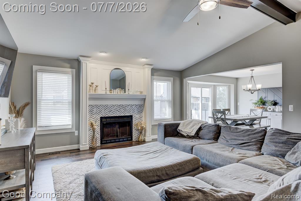 49877 Maurice Drive, Chesterfield, MI 48047 — Photo 12
