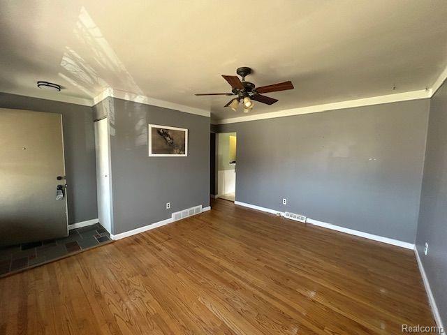 9297 WILLIAM Street, Taylor, MI 48180 — Photo 6