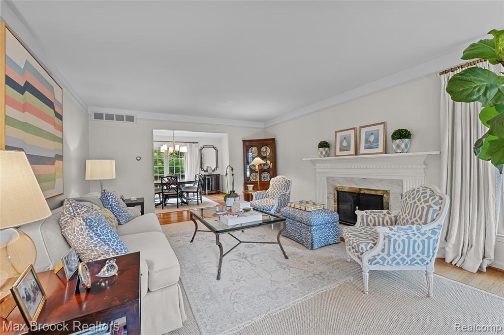 578 Woodway Court, Bloomfield Hills, MI 48302 — Photo 13