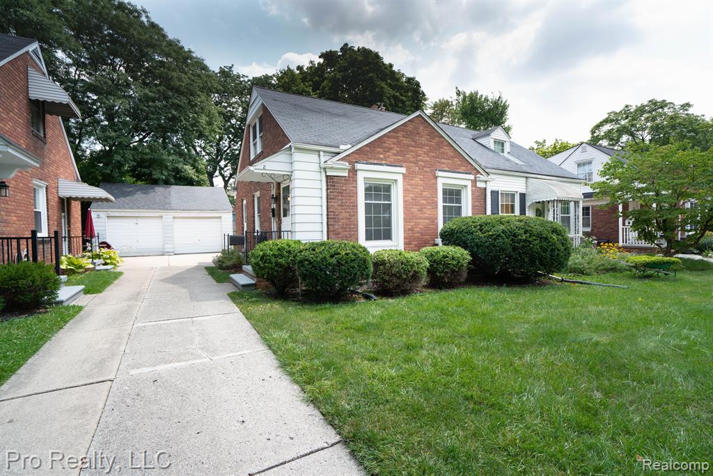 8 CARLTON Lane, Dearborn, MI 48120 — front exterior