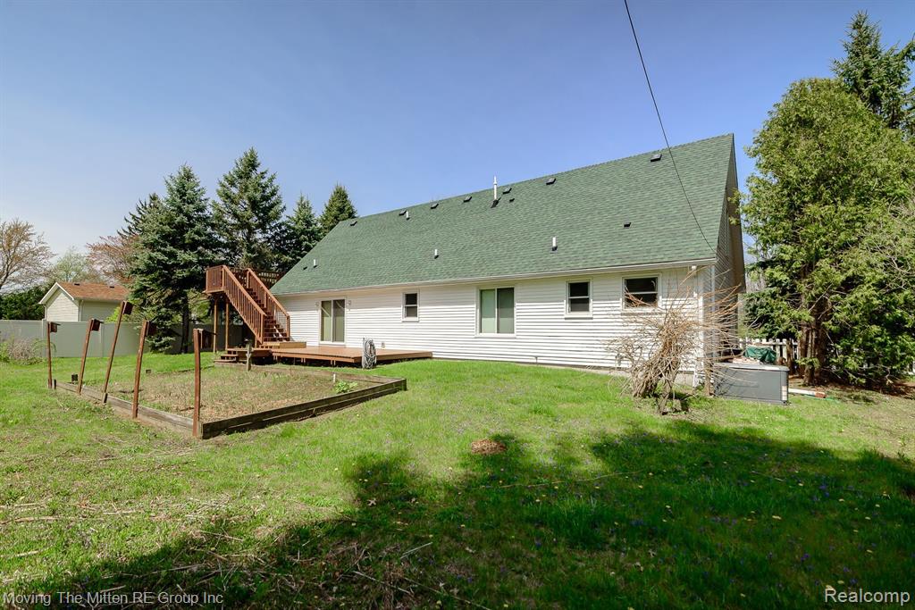 49335 WEAR Road, Belleville, MI 48111 — Photo 53