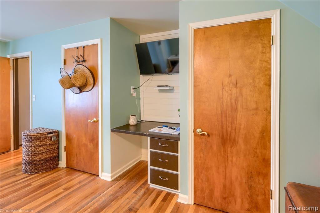 825 N Monroe Street, Lapeer, MI 48446 — Photo 19