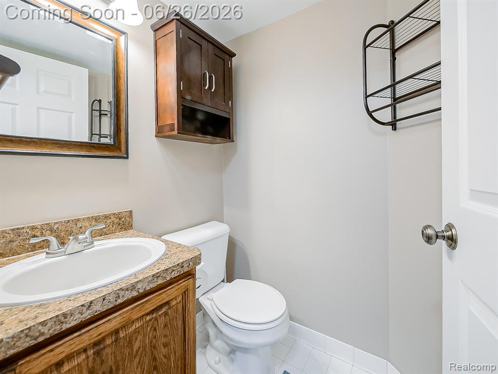 160 Pine Tree Ridge Drive, 3, Waterford, MI 48327 — Photo 7