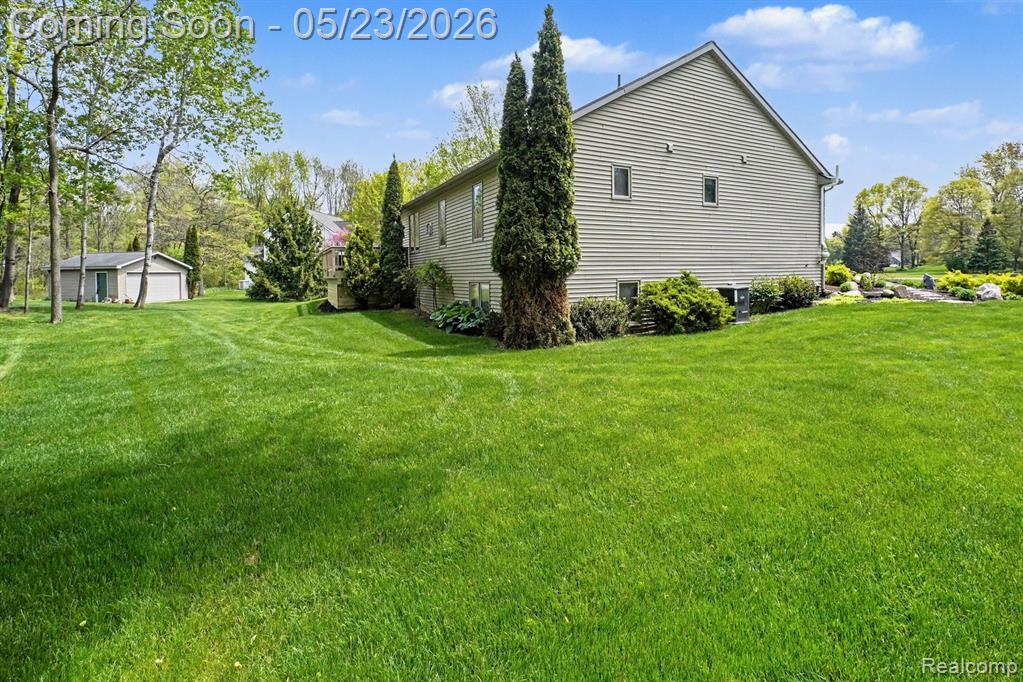 9268 Erin Court, Davisburg, MI 48350 — Photo 28
