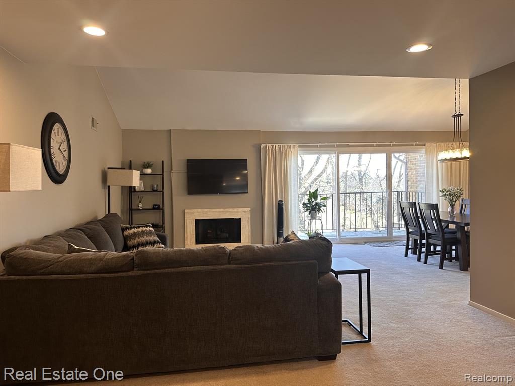 6463 Maple Hills Lane, Bloomfield Hills, MI 48301 — Photo 9