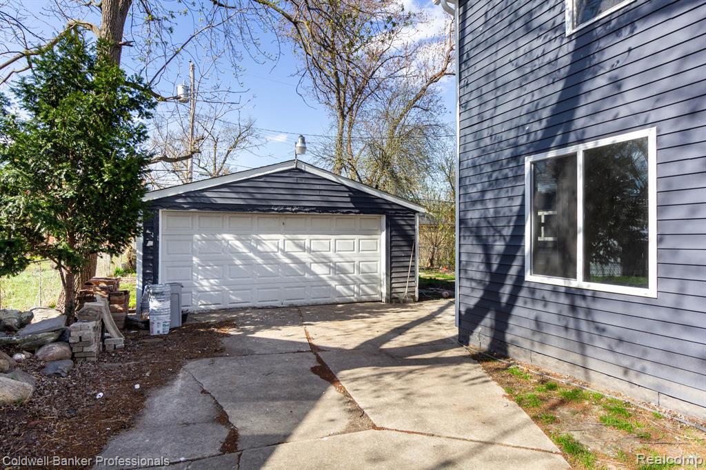 8237 PACKARD Avenue, Warren, MI 48089 — Photo 44