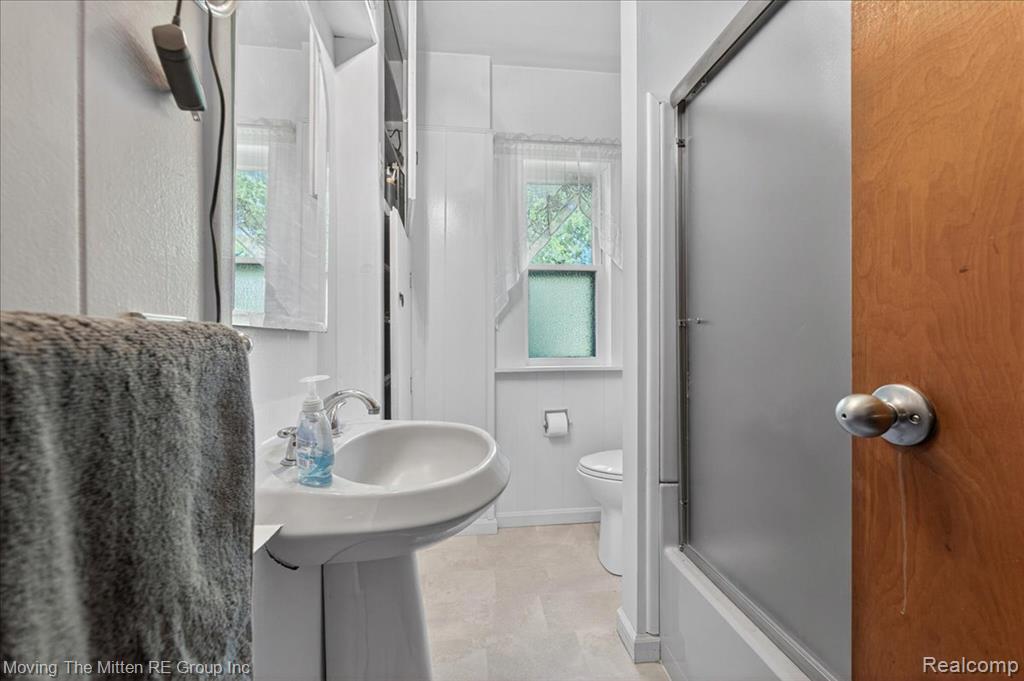 6390 Brookville Road, South Lyon, MI 48178 — Photo 15