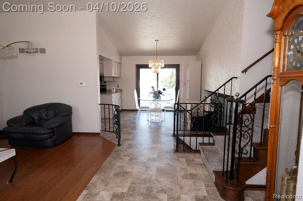 14284 Balmoral Street, Riverview, MI 48193 — Photo 10