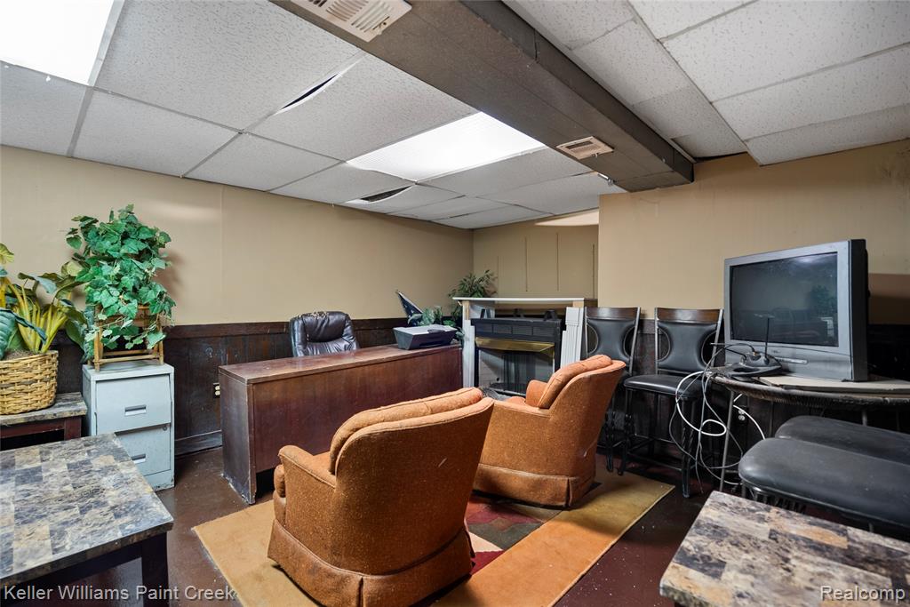 5752 Chatsworth Street, Detroit, MI 48224 — Photo 18