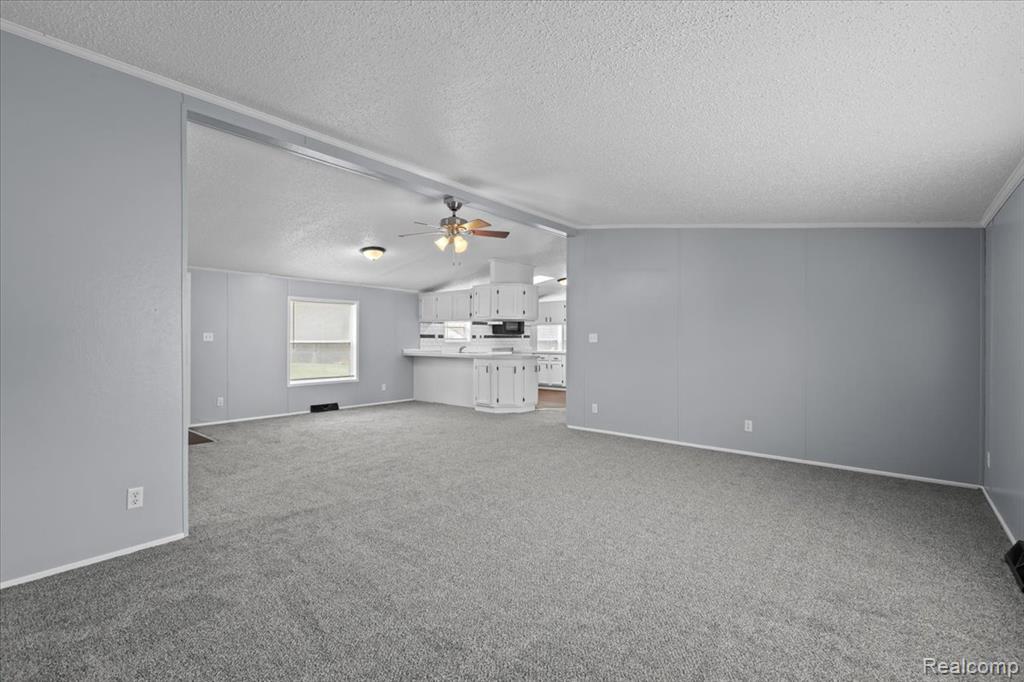28289 Spruce st., Flat Rock, MI 48134 — Photo 4