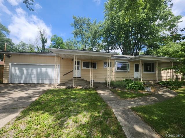 3302 Newton Road, Commerce Twp, MI 48382