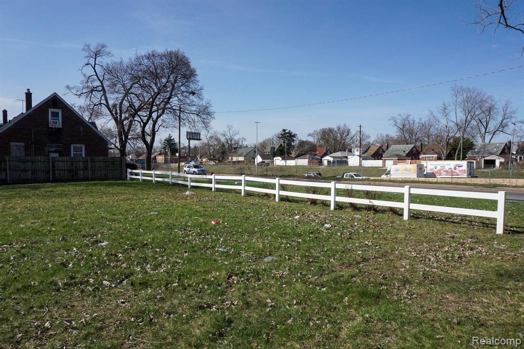 14006 SOUTHFIELD, Detroit, MI 48223 — Photo 9