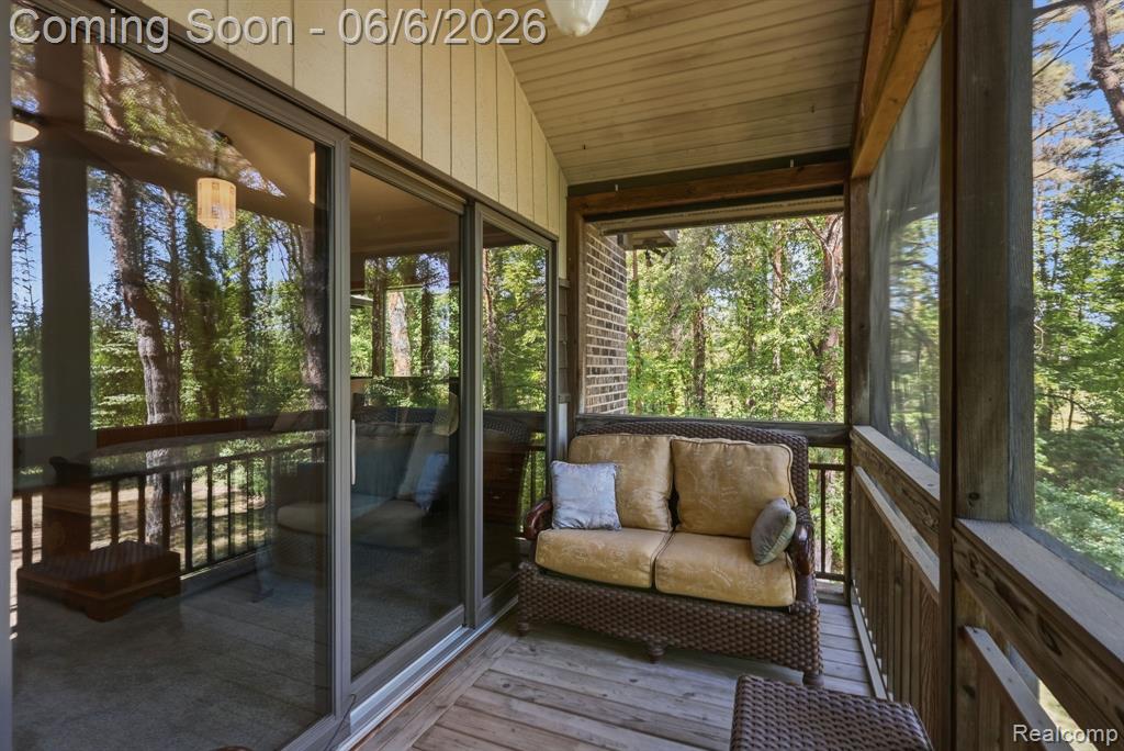 356 Avanti Lane, Highland, MI — Photo 56