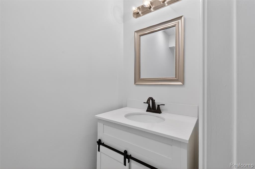 3457 ASHBURNAM, Ann Arbor, MI 48105 — Photo 23