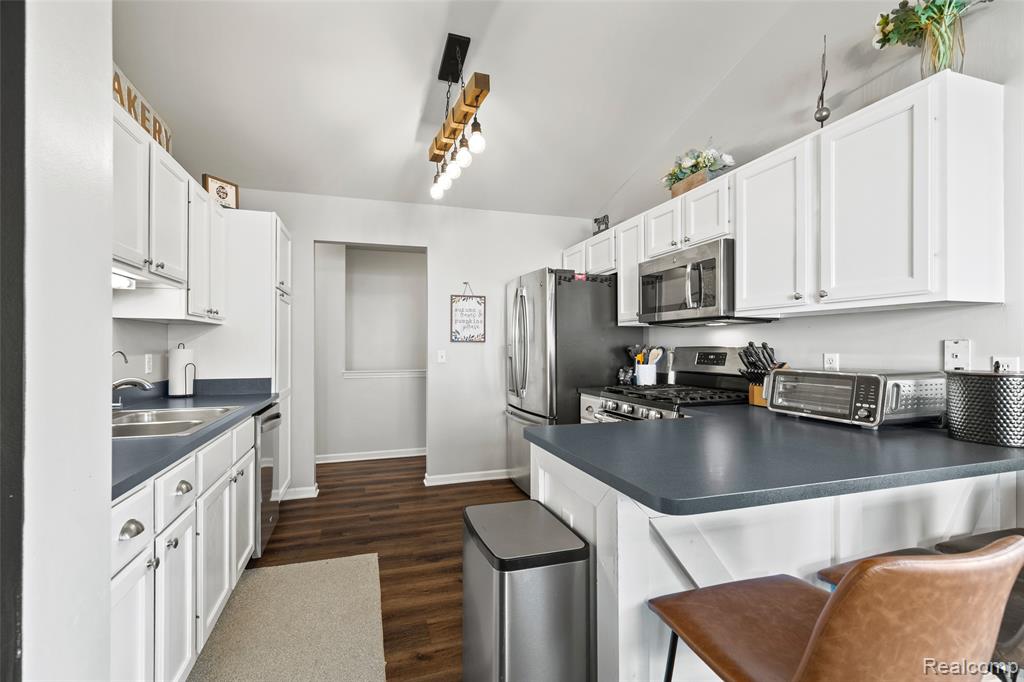 9031 Posey Drive, Northfield, MI 48189 — Photo 11