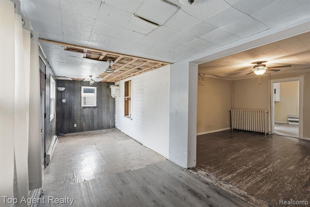 95 W Lapeer Street, Peck, MI 48466 — Photo 25