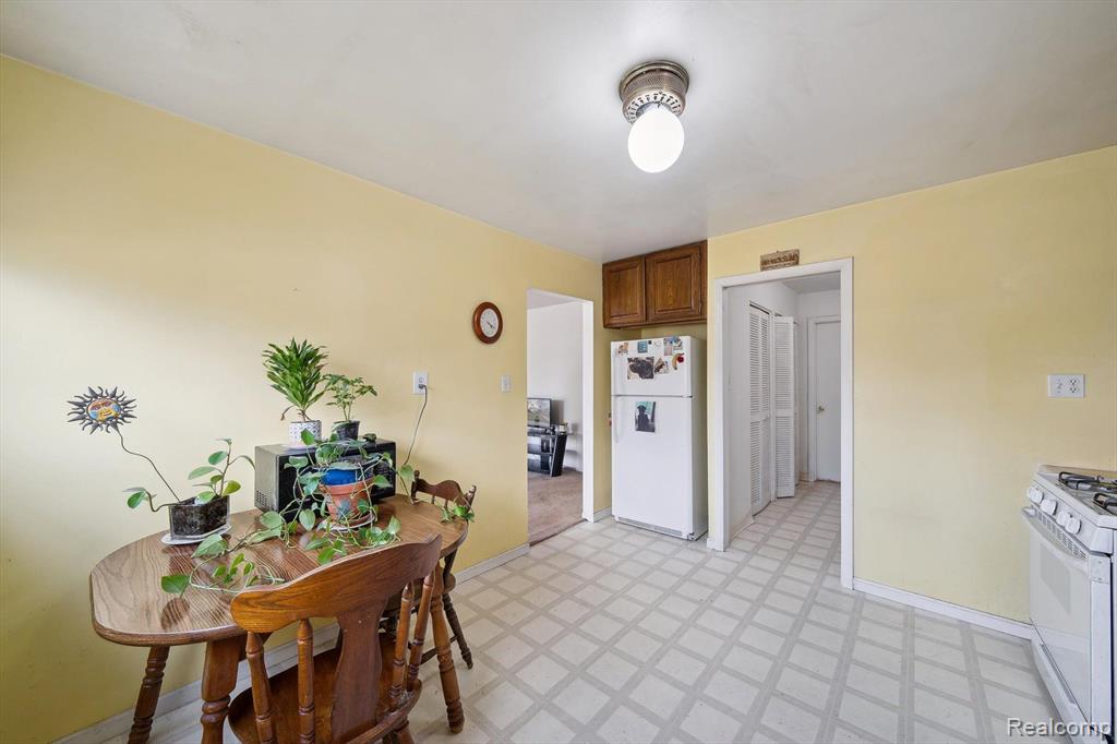 7471 AFFELDT Street, Westland, MI — Photo 12