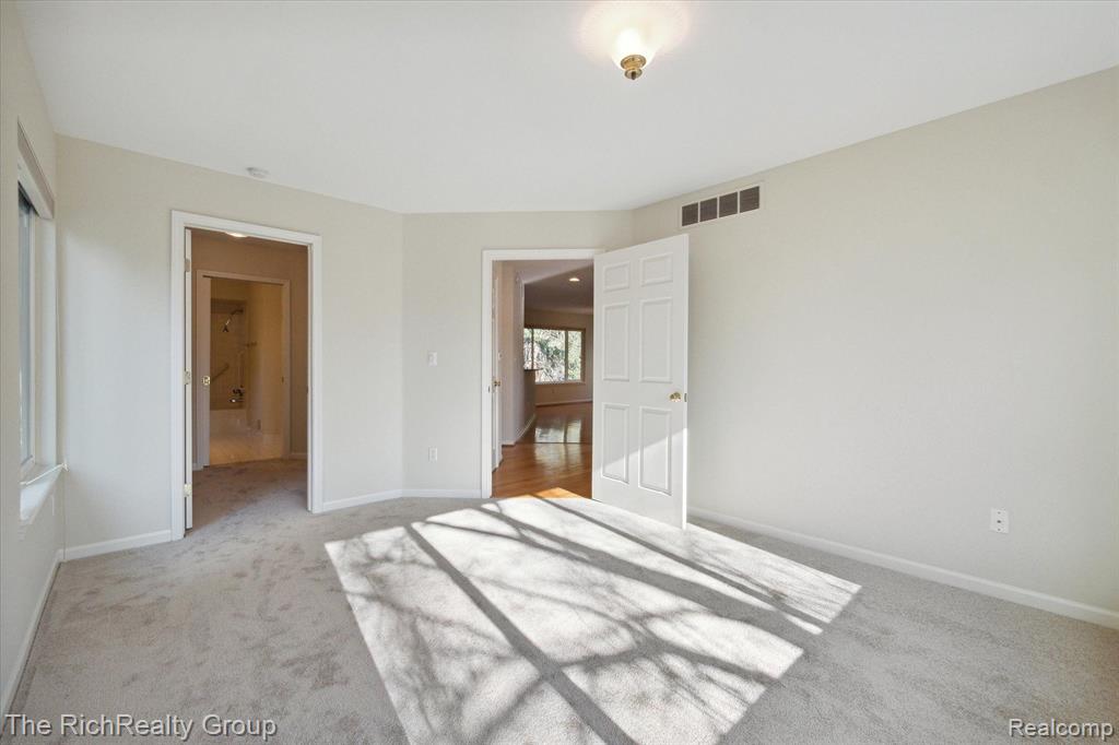 415 Sommerset Court, Ann Arbor, MI 48103 — Photo 18