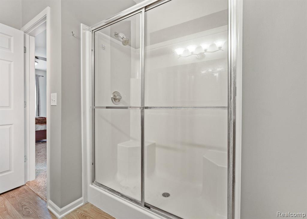 10086 RIDGE RUN Street, 36, Howell, MI 48855 — Photo 16