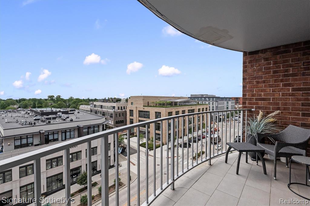 411 S Old Woodward Avenue, 704, Birmingham, MI 48009 — Photo 17