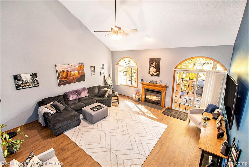 928 WOODRIDGE HILLS Drive, 83, Brighton, MI 48116 — Photo 5