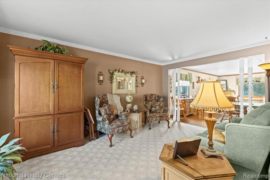 1018 FAIRWAY TRAILS Drive, Brighton, MI 48116 — Photo 9