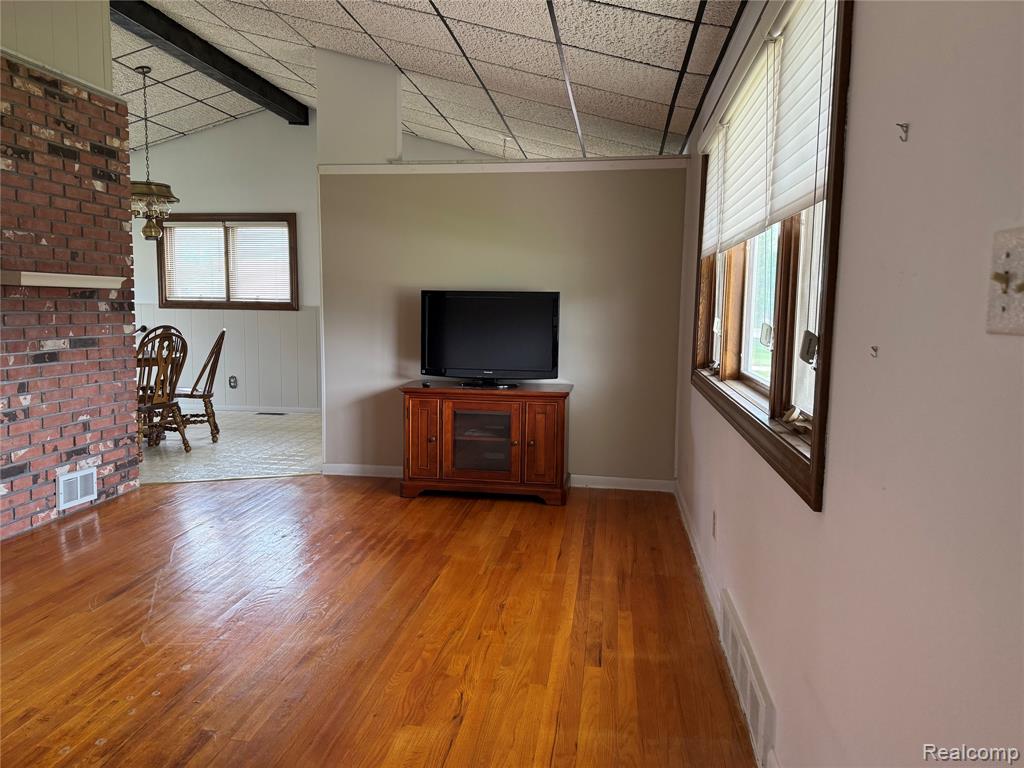 15258 Travis Street, Southgate, MI 48195 — Photo 4