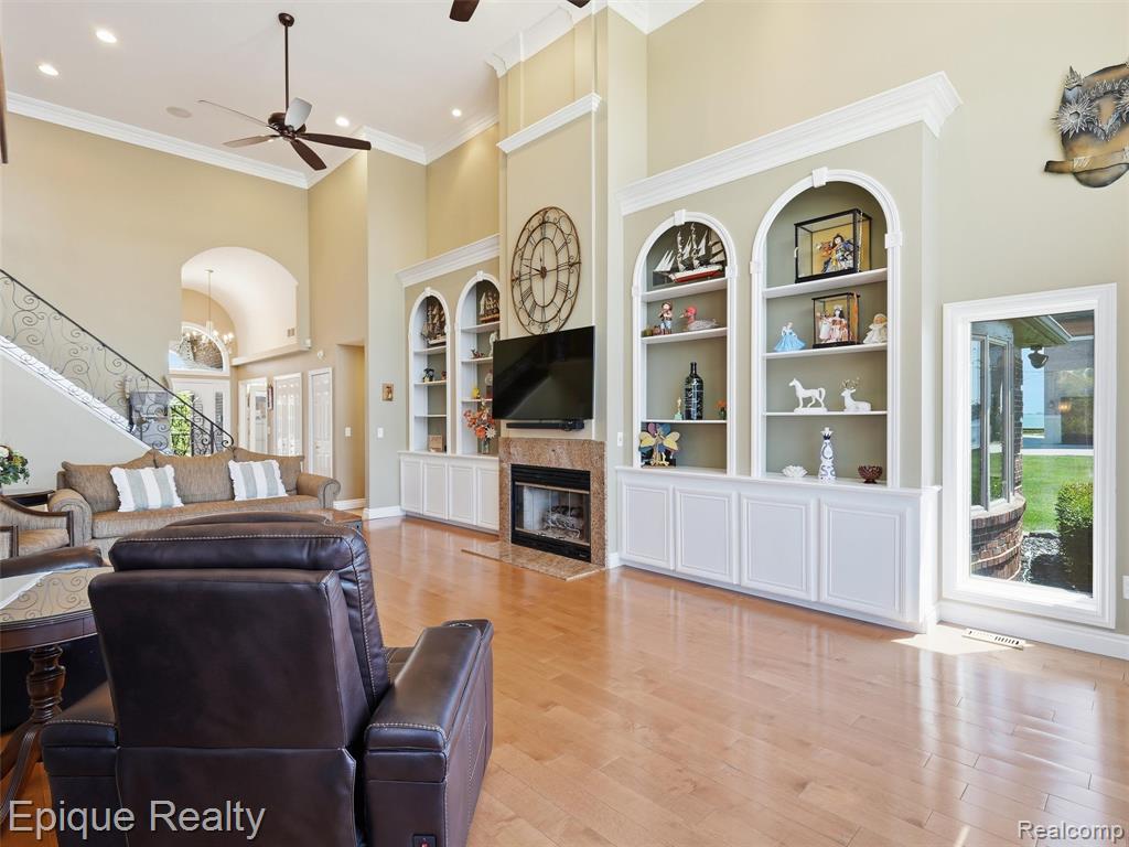 33124 N River Road, Harrison Township, MI — Photo 13