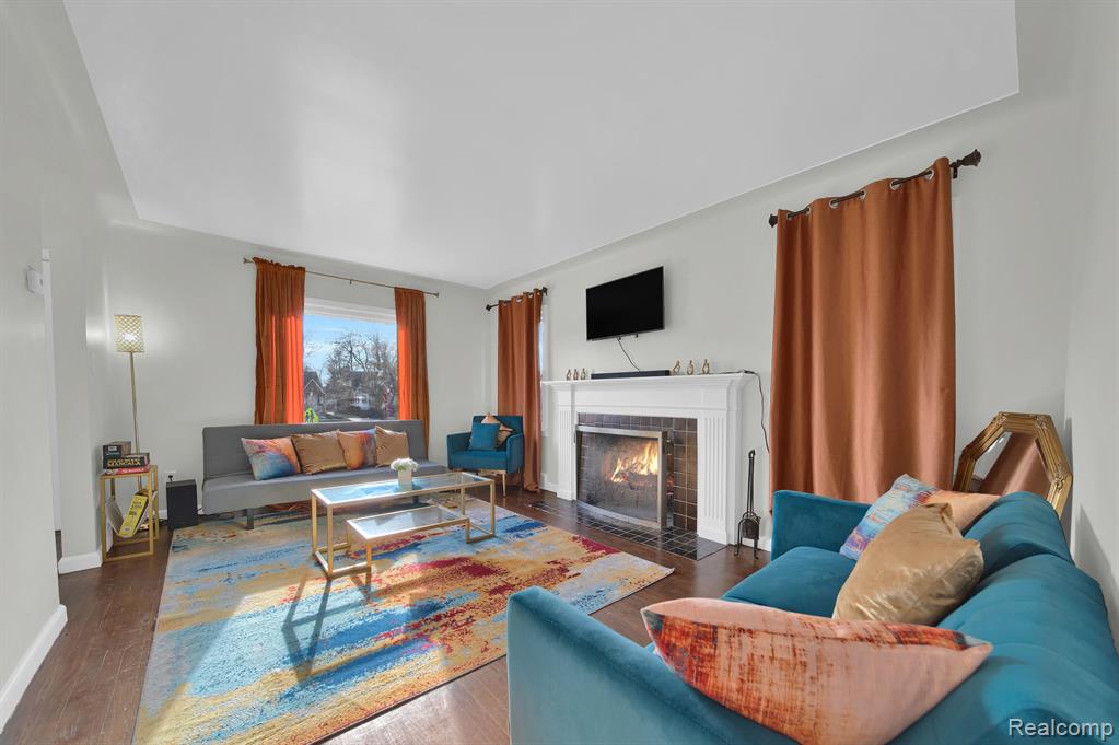 8550 W OUTER Drive, Detroit, MI 48219 — Photo 5