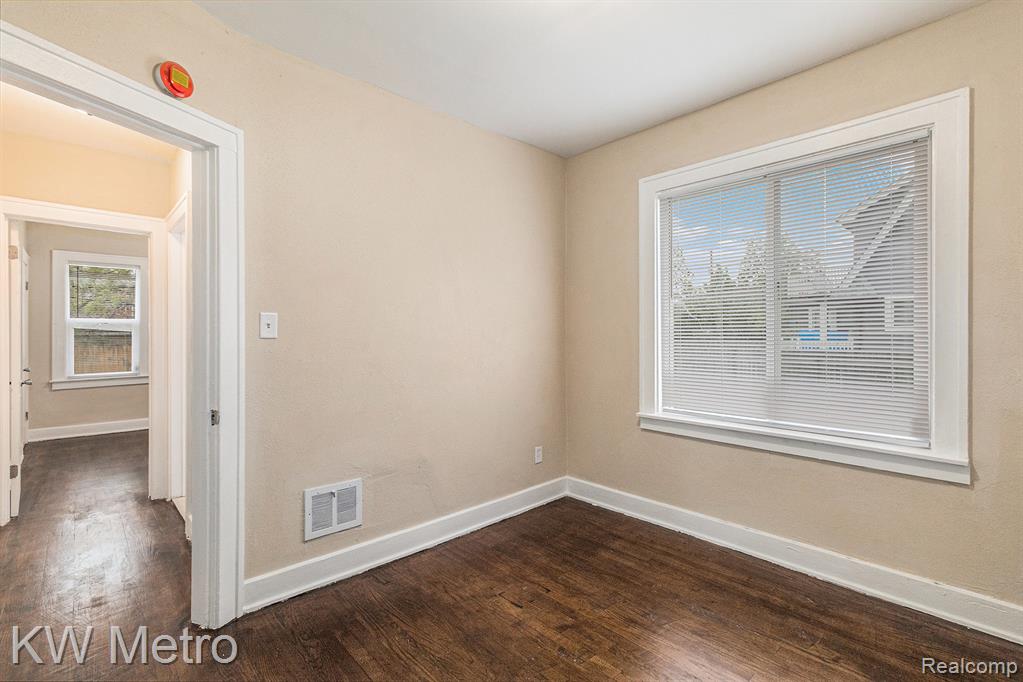 5025 Somerset Avenue, Detroit, MI 48224 — Photo 17