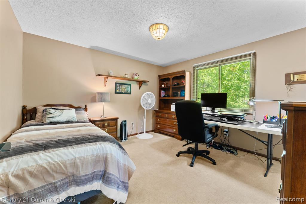 44962 Steeplepath, Novi, MI — Photo 28